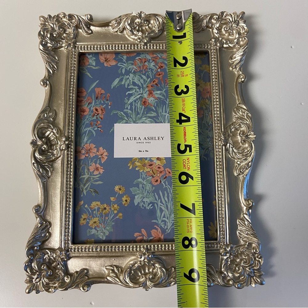 Laura Ashley Elegant Gold Floral Picture Frame - Picture 4 of 8